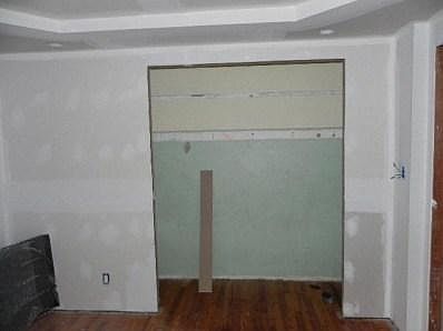 4th image of 2214 Leelanau Ave