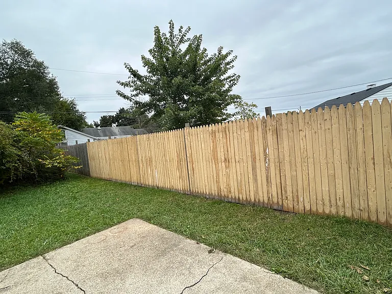 516 N Church St — Photo 16