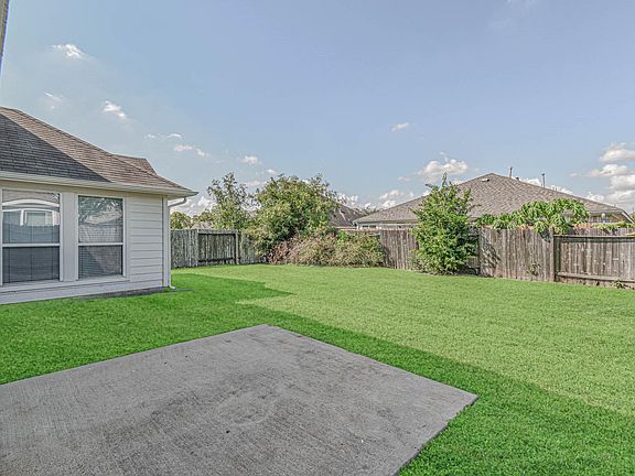 3rd image of 7206 Avon Park Ln
