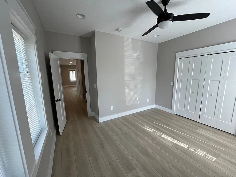 1213 N Madison St — Photo 20