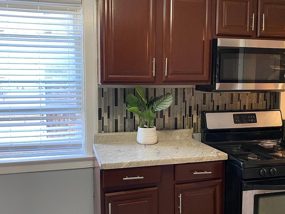 1st image of 8117 S Evans Ave #2B