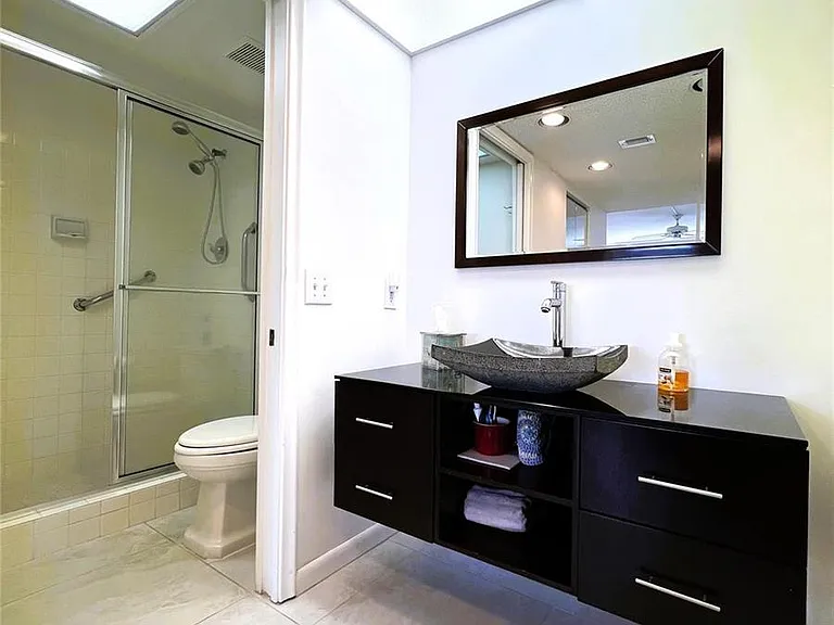 1605 Abaco Dr #C4 — Photo 10