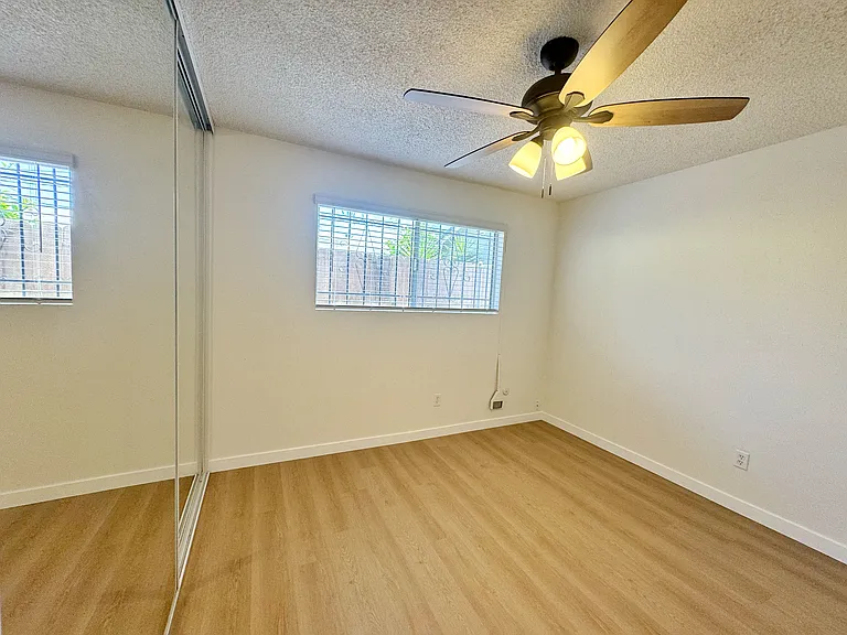 3966 Cleveland Ave #6 — Photo 29