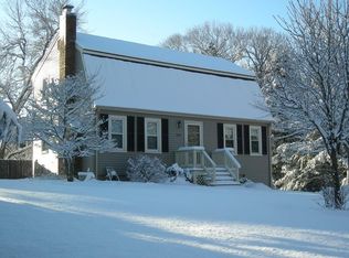 140 Dedham St, Wrentham, MA 02093