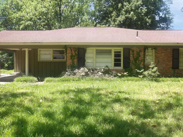 1421 Rose Cir, Clarksdale, MS 38614