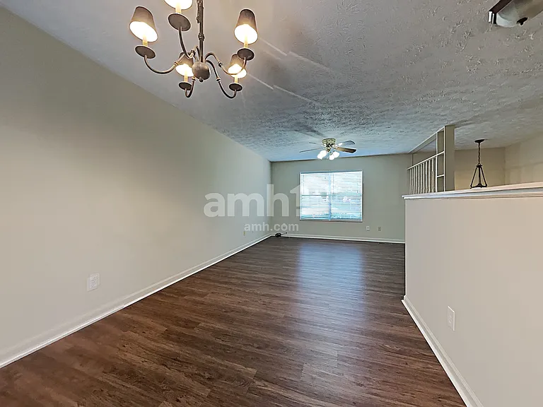 4543 Twin Pines Dr — Photo 6