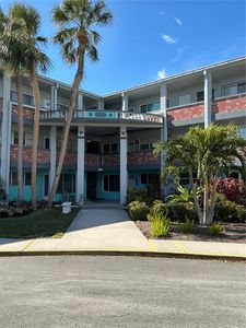 4300 58th St N APT 2000, Kenneth City, FL, 33709