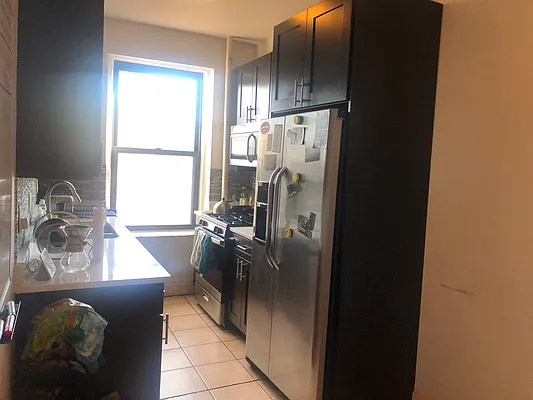 Rented by Metropolis International Realty Inc. | media 22