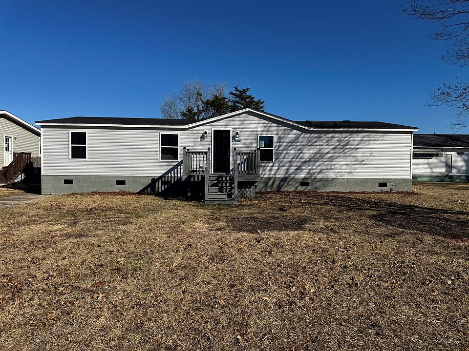 1st image of 1308 Canary Dr