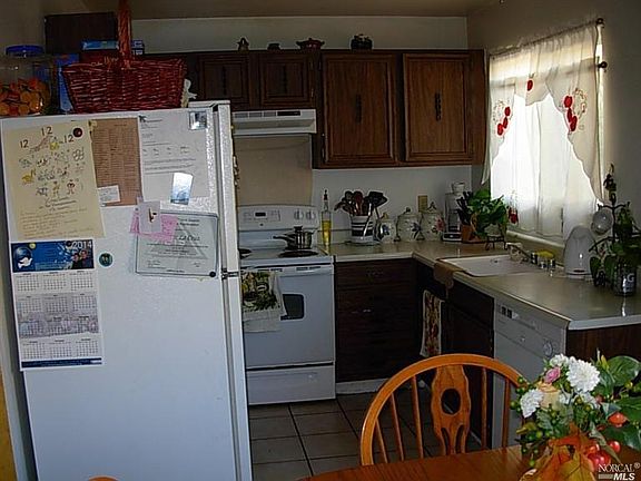 3rd image of 1274 Trower Ave
