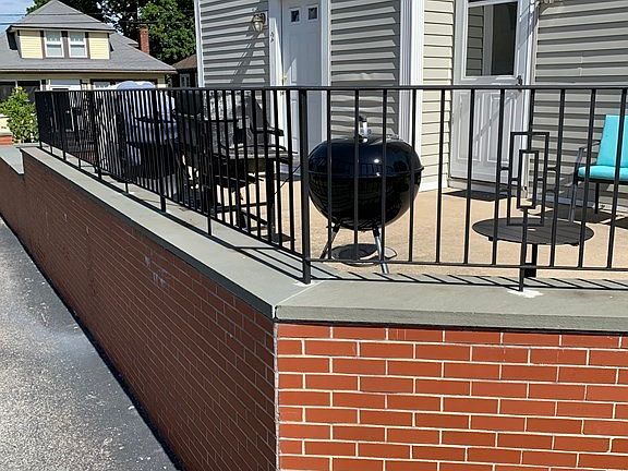 3rd image of 10 Cliff St #4L