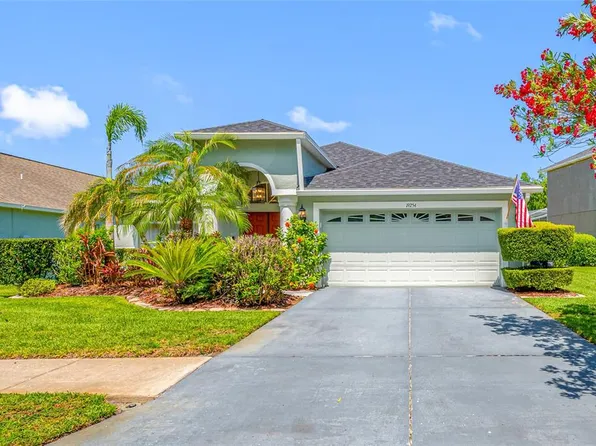 19254 Fishermans Bend Dr, Lutz, FL 33558