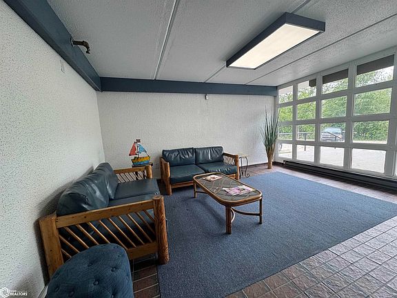 2nd image of 2700 N Shore Dr Unit 401