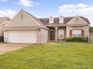 20300 E 42nd Pl S, Broken Arrow, OK 74014