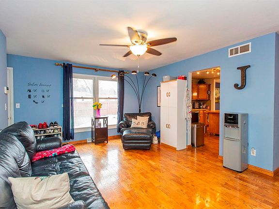 3rd image of 17867 Tollview Dr