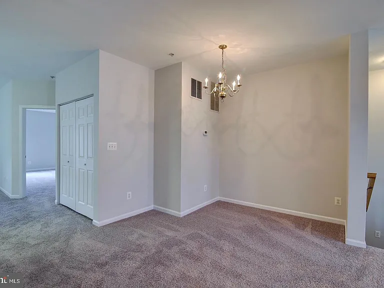 20261 Owings Ter — Photo 11