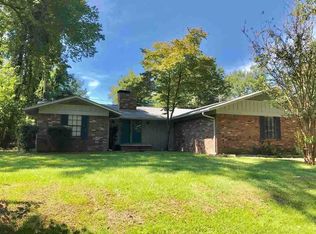 141 Forrest Ln, Atlanta, TX 75551