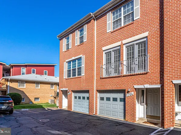 1706 S Edgewood St, Arlington, VA 22204