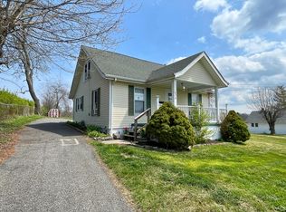 890 Fisher Rd, Wytheville, VA 24382