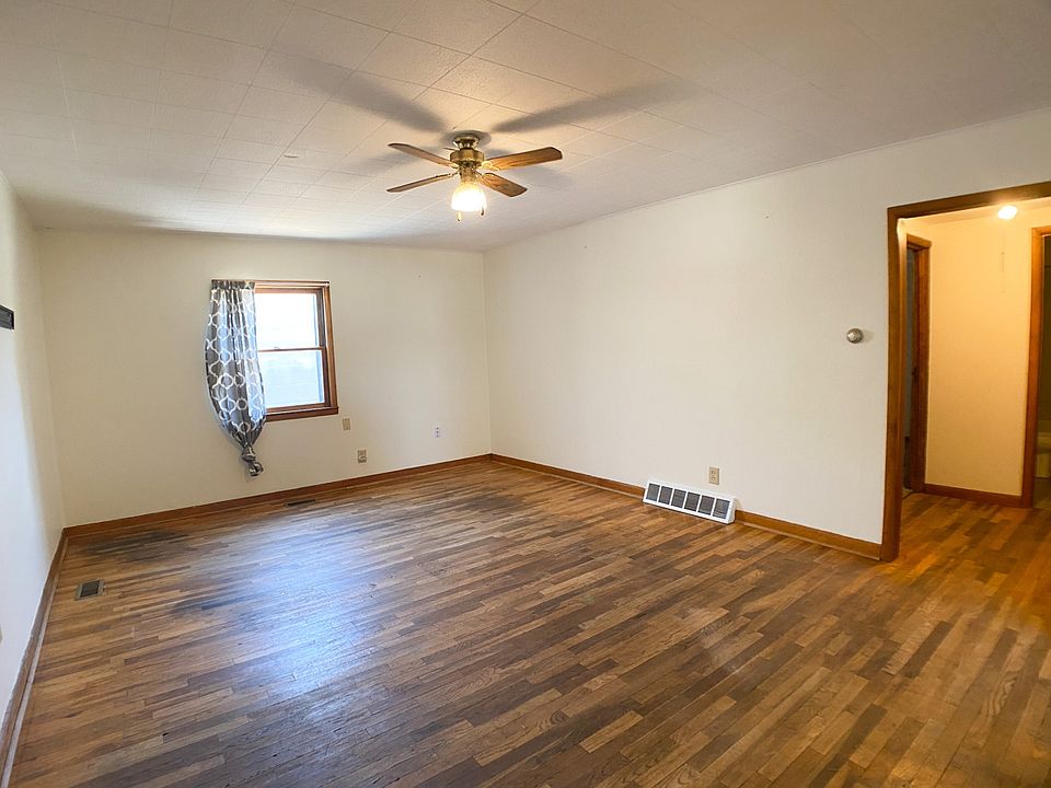 308 W Main St, Norton, KS 67654 | Zillow