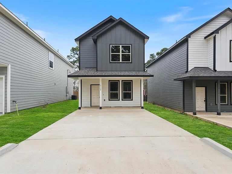 10178 Barberry St — Photo 1