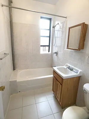 Rented by Bohemia Realty Group | media 5