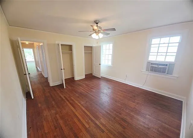 1517 Dante St — Photo 13