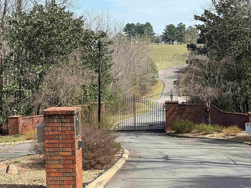 1st image of 575 Mustang Dr