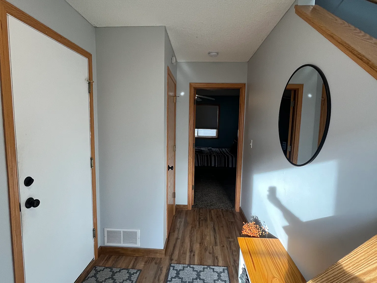 3 bed, 1272 sqft, $1,800 — Photo 2