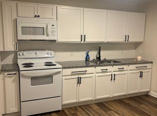 304 Osborne Pl APT B, High Pt, NC 27260