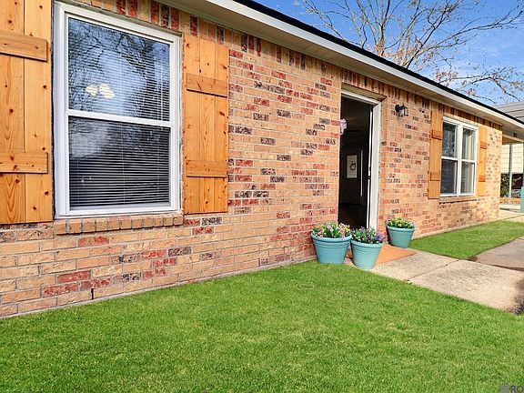 2nd image of 11237 Logan Dr