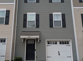 1102 Lakeview Cv, Smithfield, VA 23430