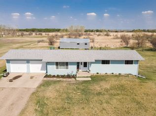 1116 19th St NE, Grand Forks, ND 58201