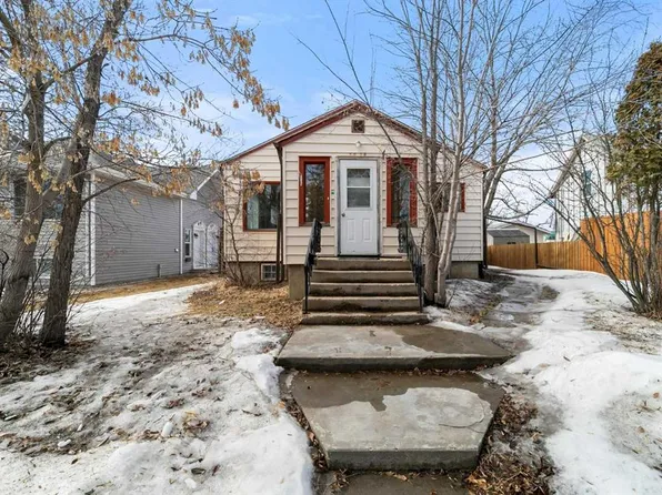 5018 E 52a St, Camrose, AB T4V 1W8