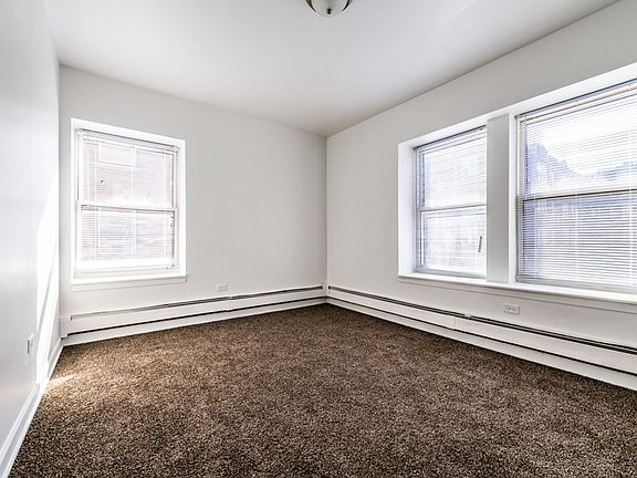 5th image of 4814-4820 W Monroe St #4877