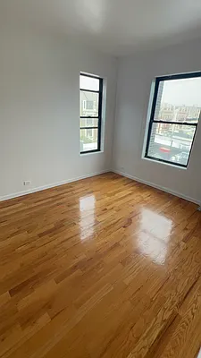 Rented by Reyes & Elsamad Real Estate Group | media 3