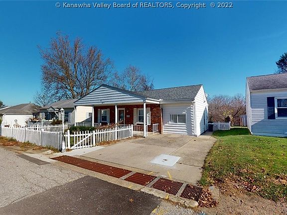 2nd image of 918 Overlook Way