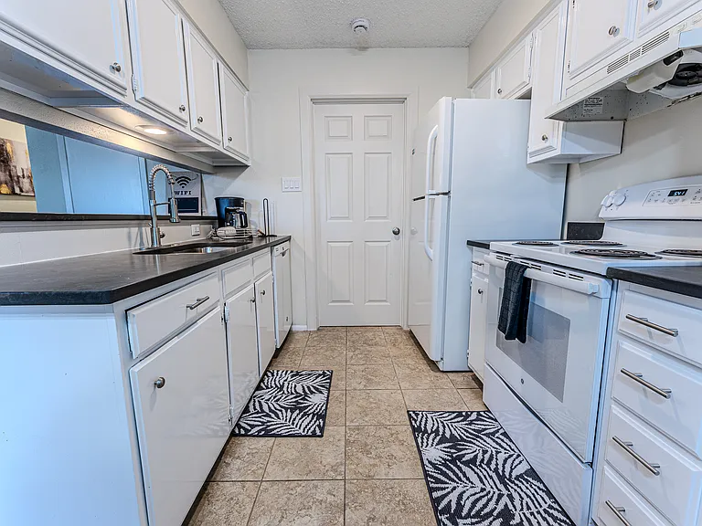 6915 Forest Mdw — Photo 20