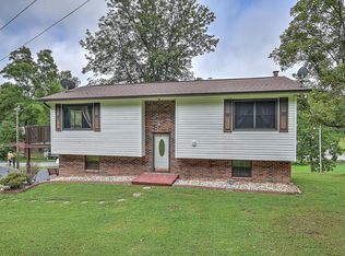 669 Harmon Rd, New Tazewell, TN 37825