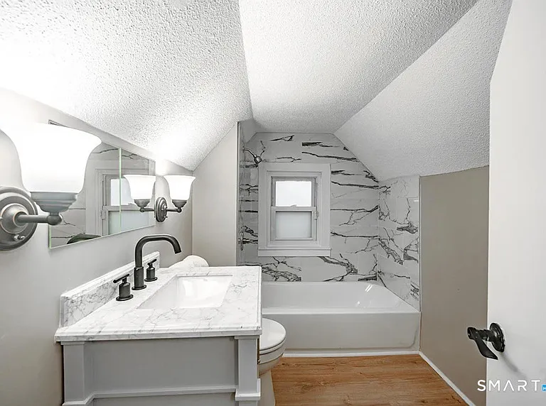 73 Silver St — Photo 24