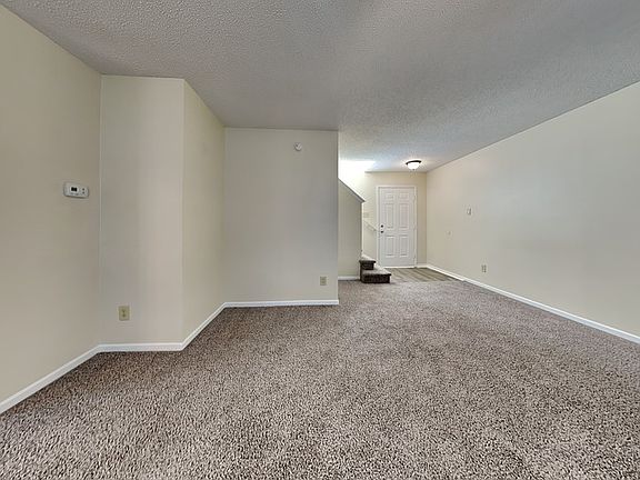 4th image of 6808 Waverhill Dr