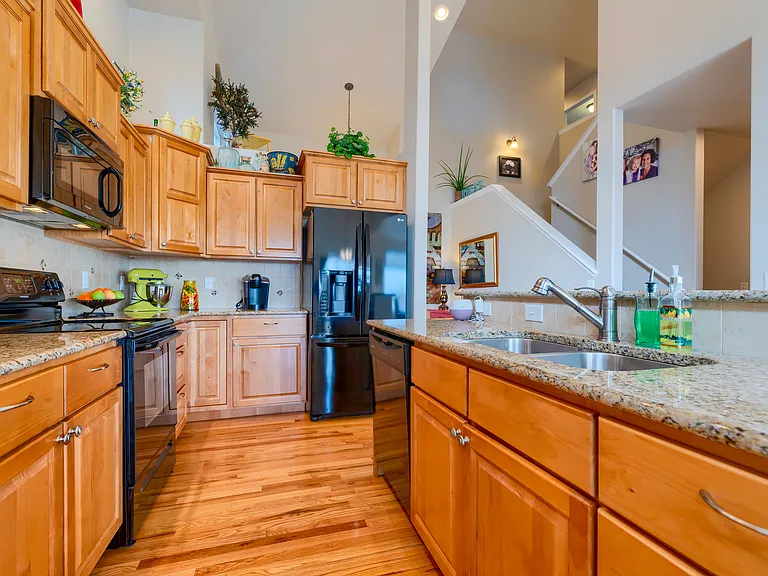 3020 Denver Dr — Photo 5