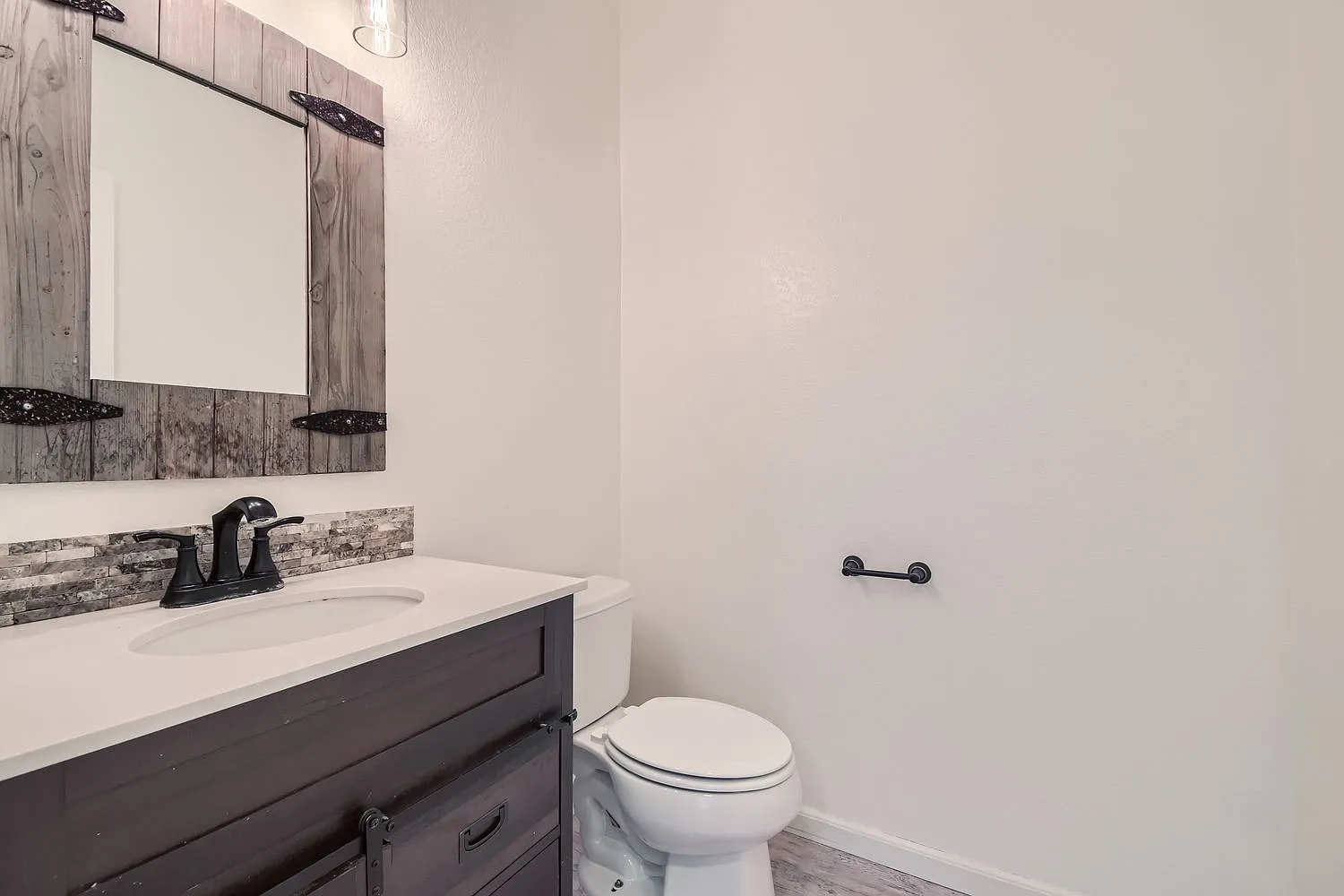 4 bed, 3.5 bath, 3401 sqft, $3,200 — Photo 4
