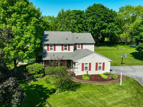 1517 Edinborough Cir, Landisville, PA 17538