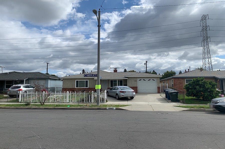 1st image of 13952 Carfax Ave