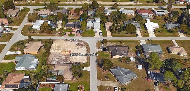 1st image of 17500 Brentwood Ct