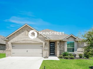 524 Hazeltine Rd, Red Oak, TX 75154