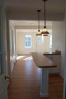10 Ocean Ave — Photo 3