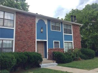 8133 Holmes Rd #A203, Kansas City, MO 64131