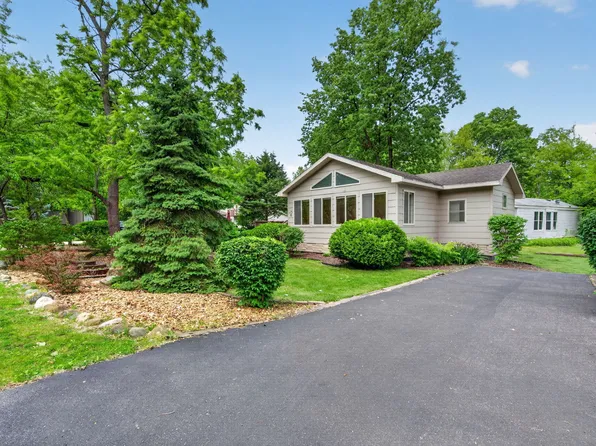 6 Largemouth Ln, Wilmington, IL 60481